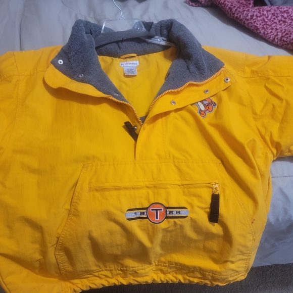 Disney store Tigger jacket - Picture 1 of 6